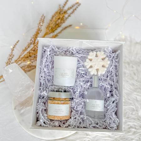 Vánoční box Sacred Christmas vůně a energetické svíčky pro ženy